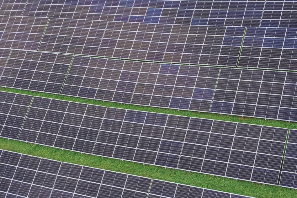 Dynamisch contract zonnepanelen: Wat betekent het voor jou?